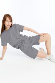 Kadın Oversize Duble Paça Penye Şort & Tişört Takım - Gri - Görsel 14
