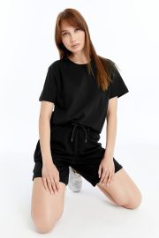 Kadın Oversize Duble Paça Penye Şort & Tişört Takım - Siyah - Görsel 8