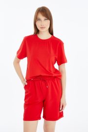 Kadın Oversize Duble Paça Penye Şort & Tişört Takım - Kırmızı - Görsel 11