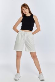 Kadın Oversize Duble Paça Pamuklu Kumaş Şort - Beyaz - Görsel 12
