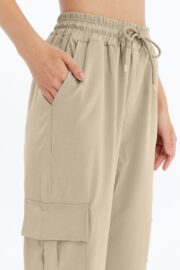Kadın Oversize Paraşüt Kumaş Kargo Cep Pantolon - Bej - Görsel 10