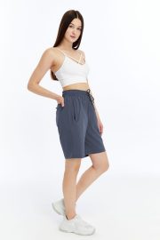 Kadın Oversize Paraşüt Kumaş Fleto Cepli Şort - Füme - Görsel 11
